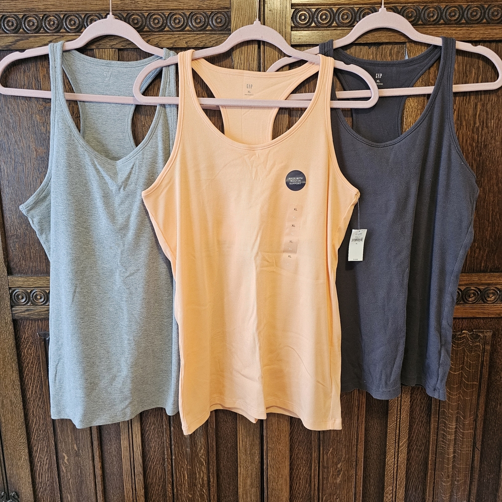 GAP 3 Pack Women's Tank Tops - Gray, Peach, and Charcoal